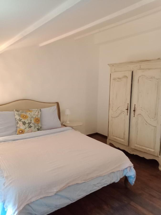 Mas De Karlotte Apartment Перн-ле-Фонтен Екстериор снимка