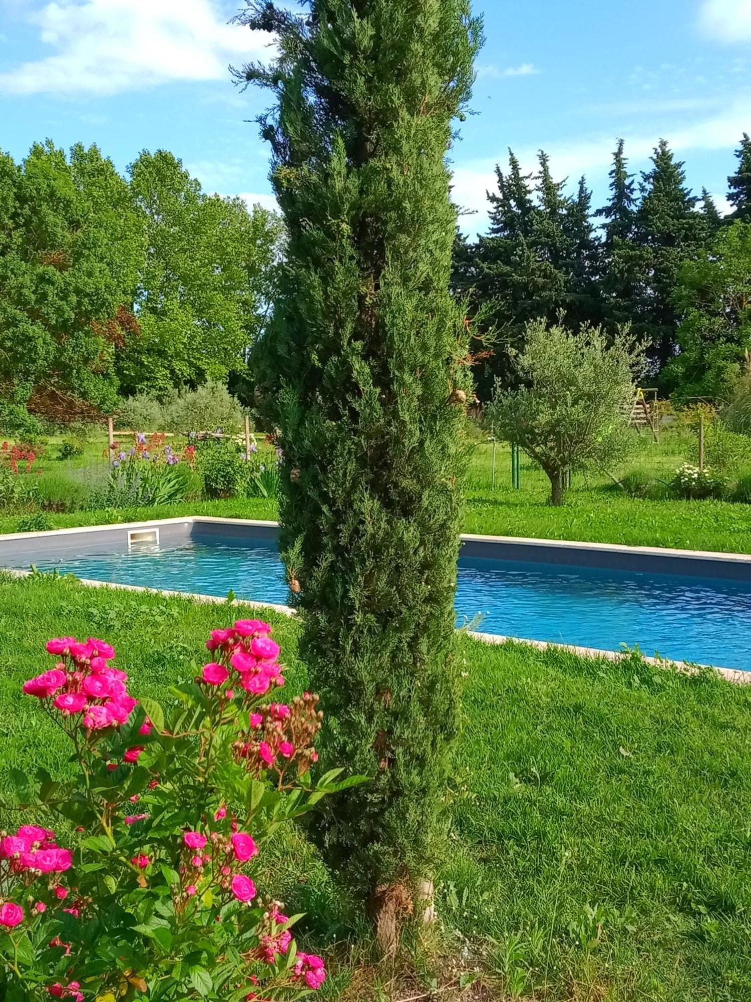 Mas De Karlotte Apartment Перн-ле-Фонтен Екстериор снимка